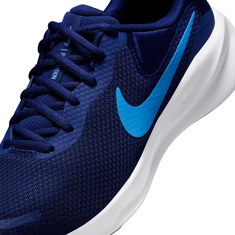Nike Men's Revolution 7