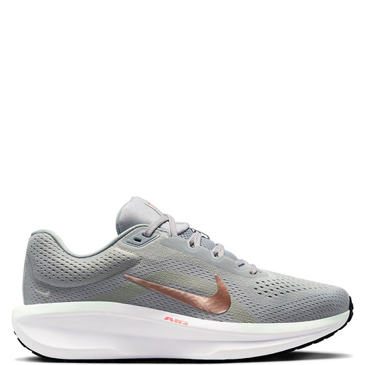 Nike Women's Winflo 11